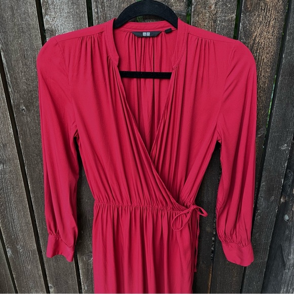 Uniqlo Red Long Sleeve Rayon Wrap Dress / Cover up Sz XXS - Picture 5 of 16